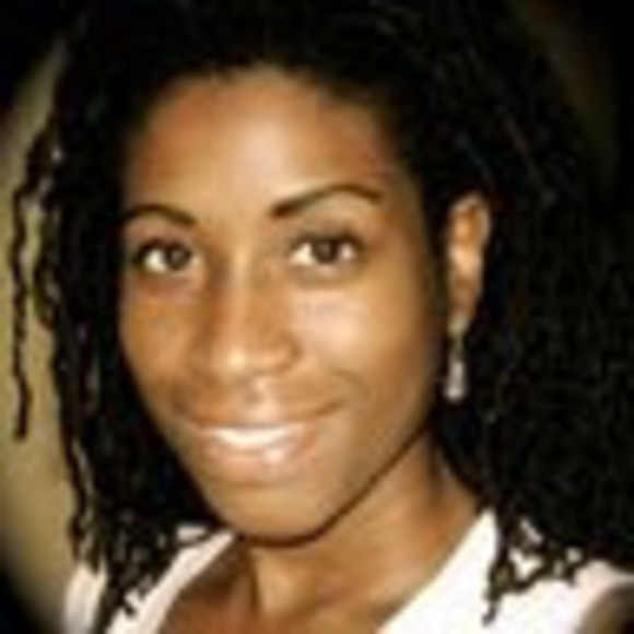 Meet your Posher, Lydia - Picture 1 of 1